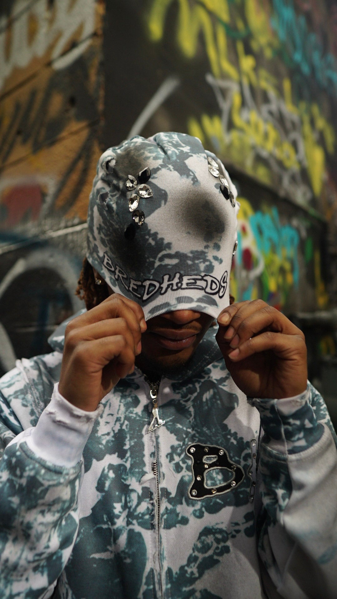 TOXIC BRED HOODIE + SKULL CAP SET