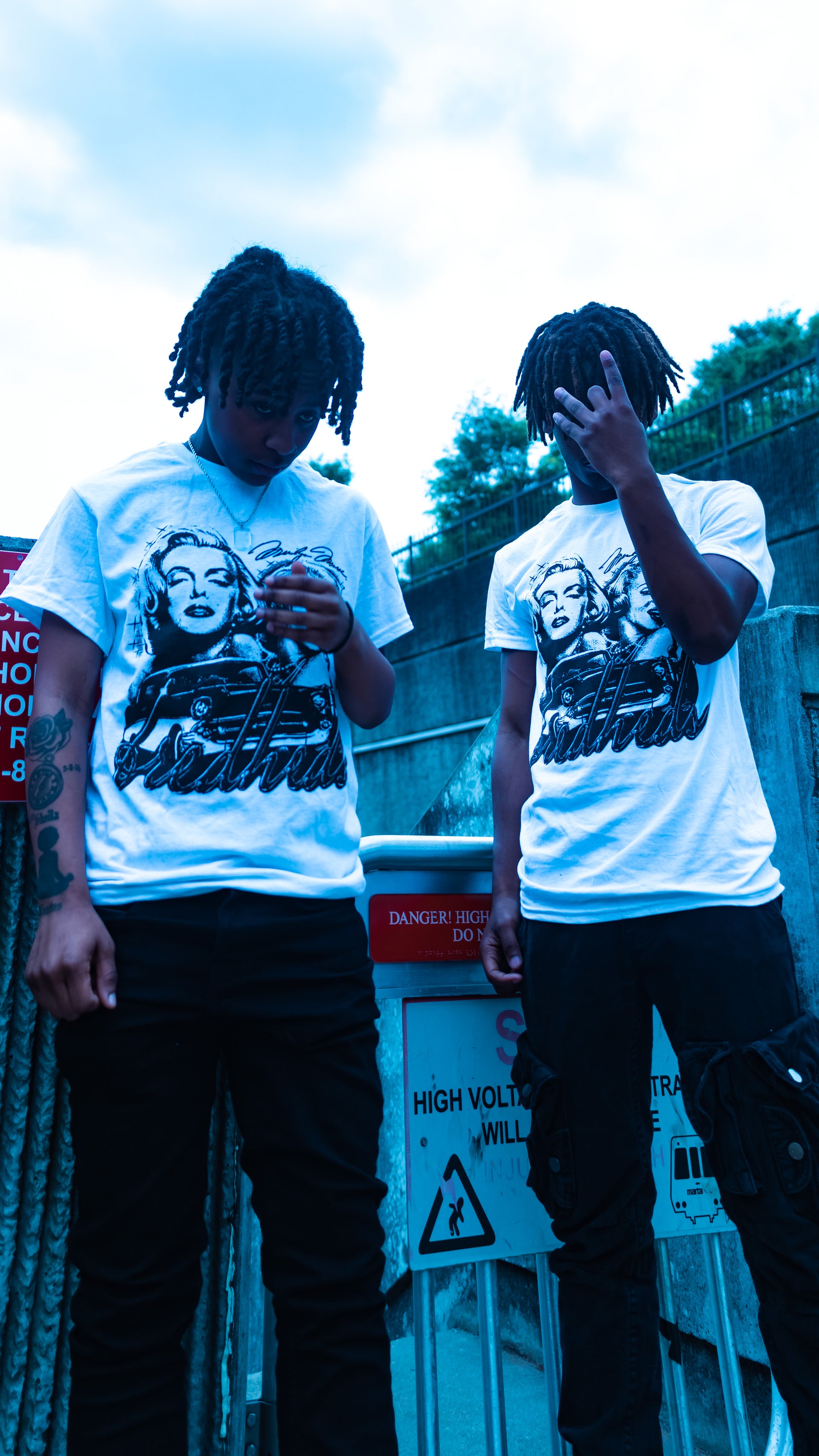 BREDHEDS MARY ROE GRAPHIC TEE